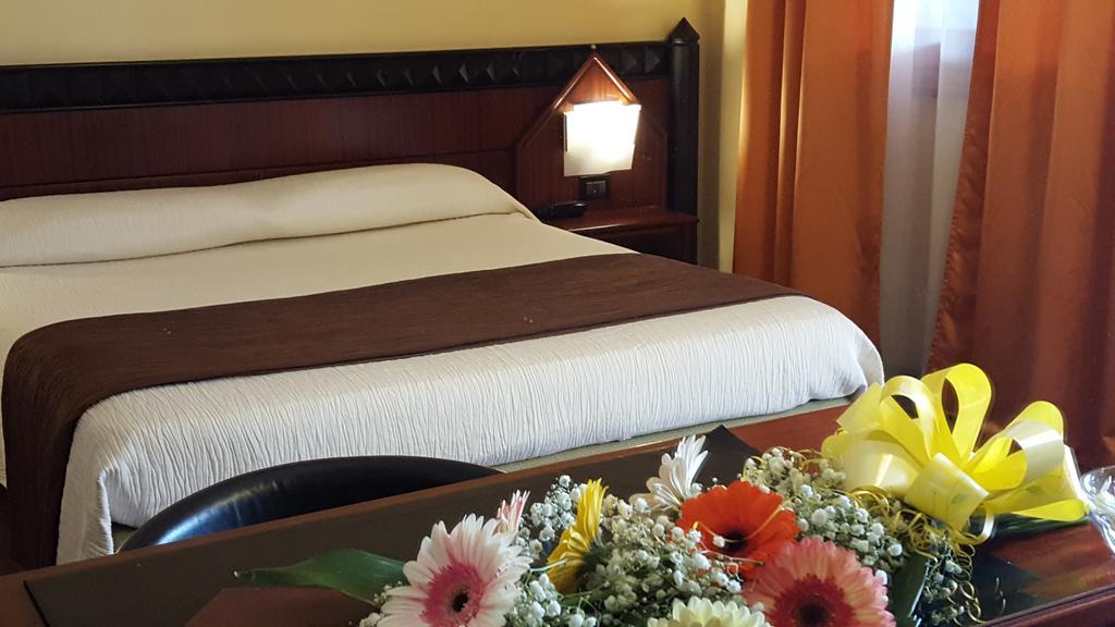 Hotel Motel Flower Novi Ligure Luaran gambar